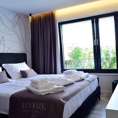 Luxury - Hadrie D 아파트
